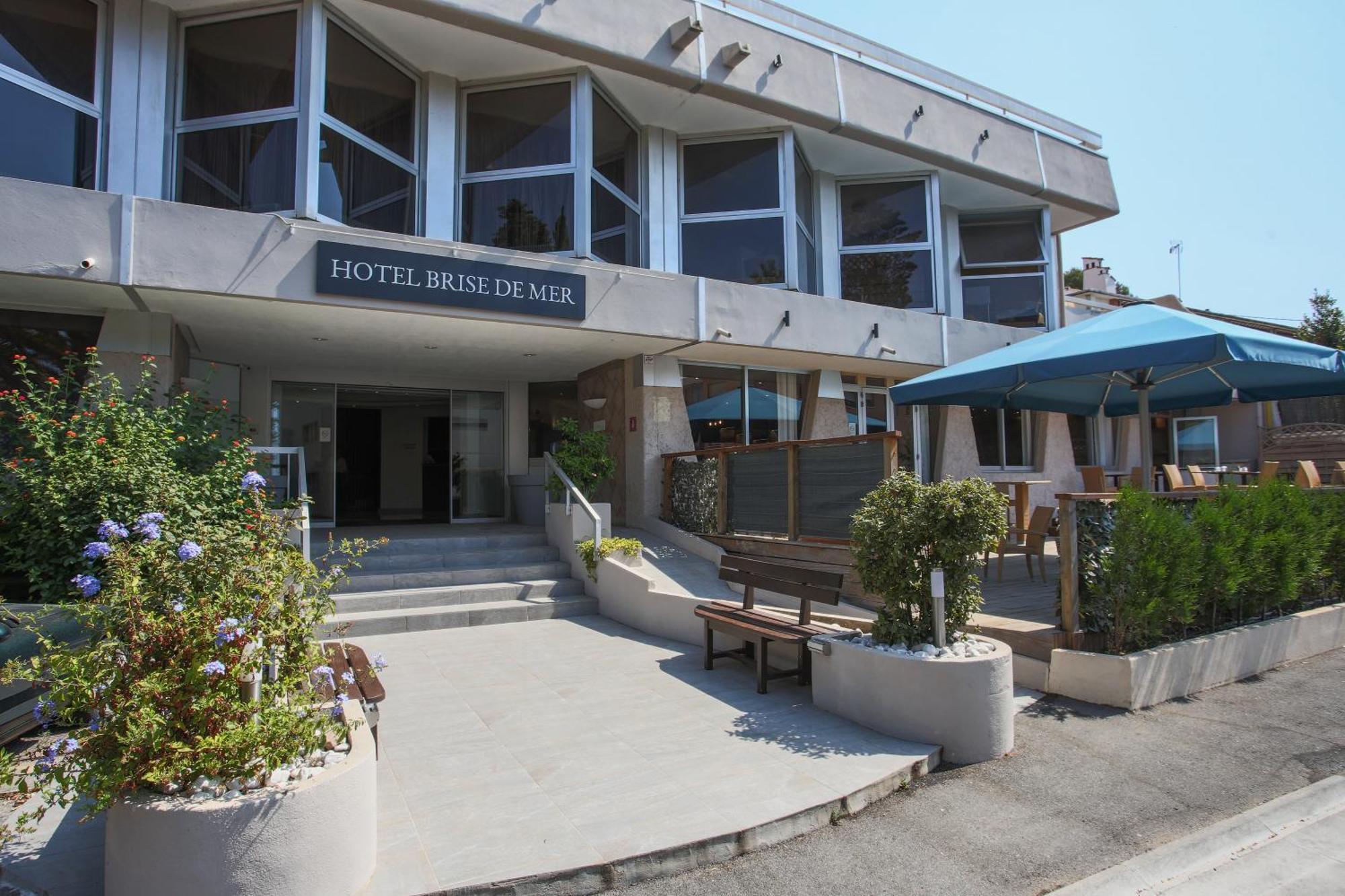 Saint-Raphaël Hotel Brise De Mer - Piscine Interieure & Exterieure מראה חיצוני תמונה